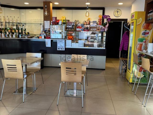 Locale Commerciale in affitto a Piemonte, Cuneo