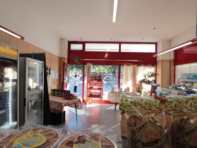 Locale Commerciale in affitto a Piemonte, Alessandria