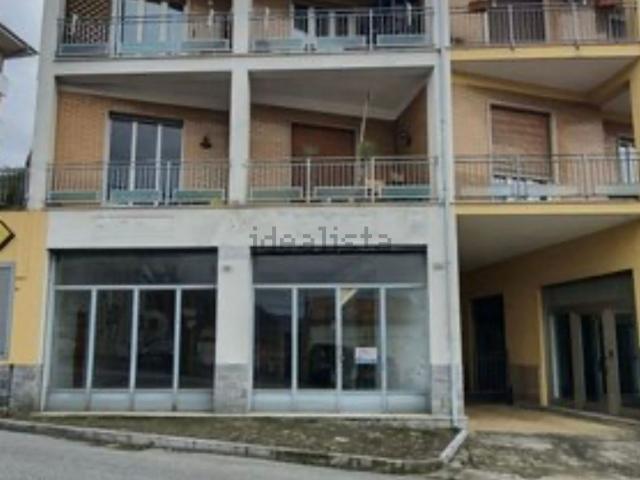 Locale Commerciale in affitto a Lauria Superiore, Basilicata