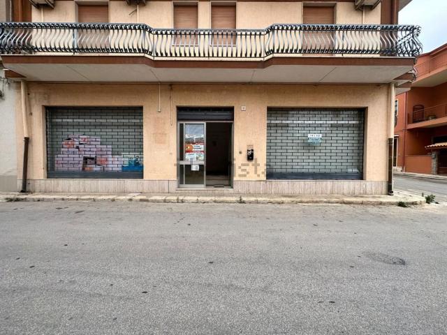 Locale Commerciale in affitto a Ispica, Sicilia