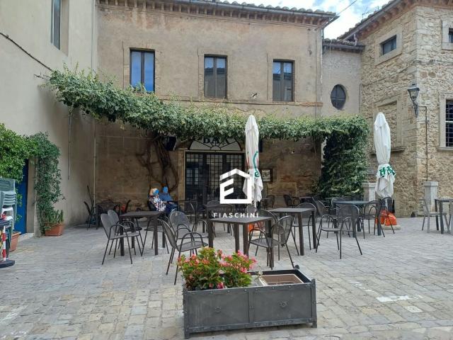 Locale Commerciale in affitto a Collesecco, Lugnano In Teverina