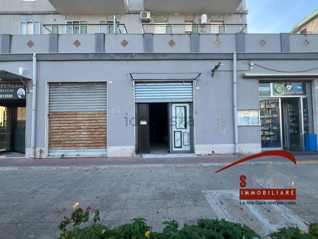 Locale Commerciale in affitto a Tiche, Siracusa