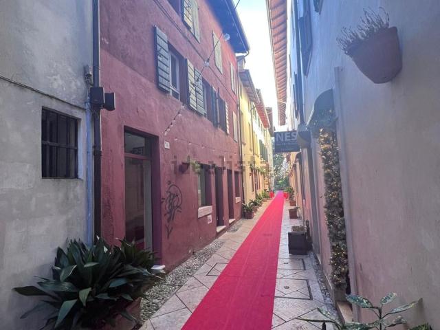Locale Commerciale in affitto a San Gregorio, Pordenone