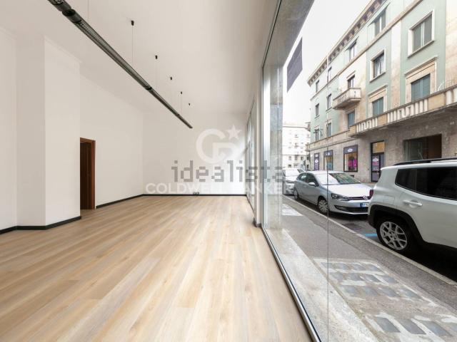 Locale Commerciale in affitto a Busto Arsizio, Lombardia