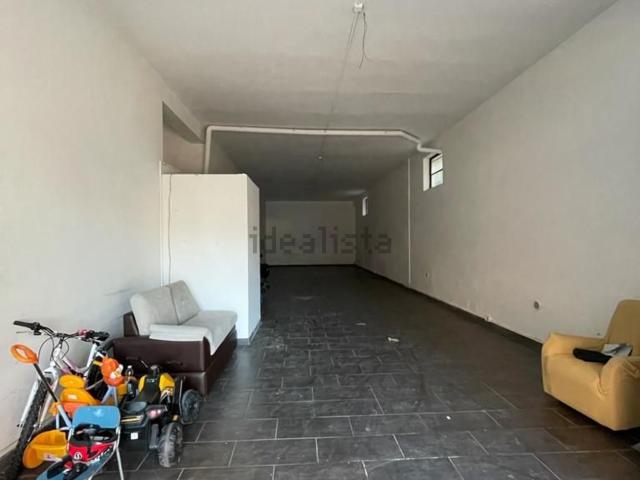 Locale Commerciale in affitto a Canicattì E Borgalino, Sicilia