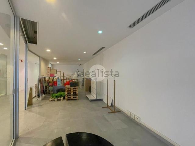 Locale Commerciale in affitto a Bagnolo Cremasco, Lombardia