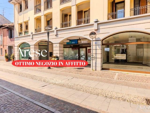 Locale Commerciale in affitto a Sant'Anna, Arese