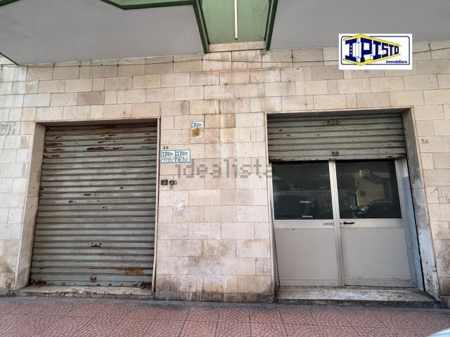 Locale Commerciale in affitto a Puglia, Taranto