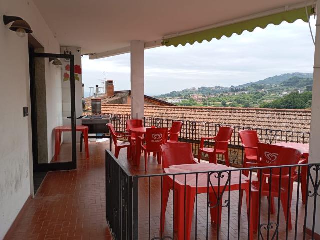 Locale Commerciale in affitto a San Martino Sannita, Campania