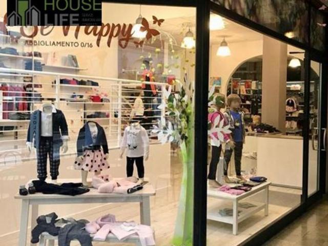 Locale Commerciale in affitto a Recoaro Terme, Veneto
