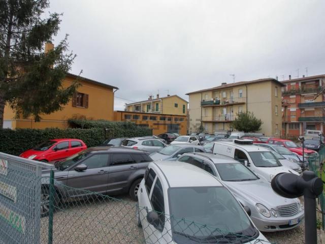 Locale Commerciale in affitto a Amelia, Umbria
