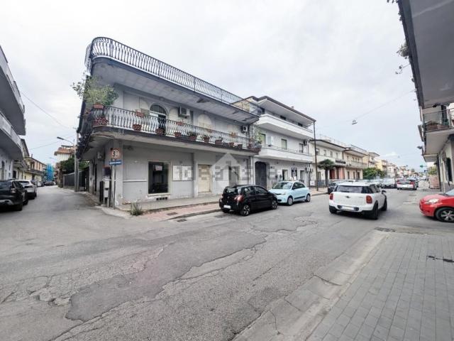 Locale Commerciale in affitto a Pagani di Marcianise, Marcianise