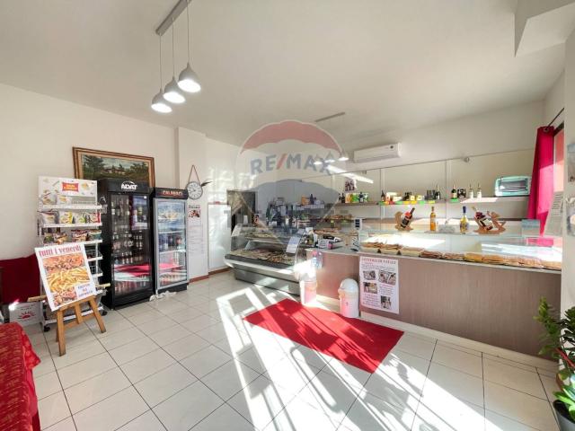 Locale Commerciale in affitto a Unione dei Comuni Circondario dell'Empolese Valdelsa, Montelupo Fiorentino