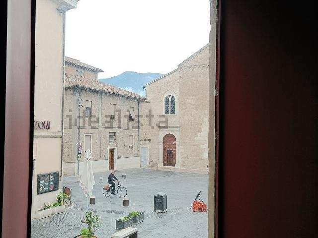 Locale Commerciale in affitto a Città Giardino, Terni
