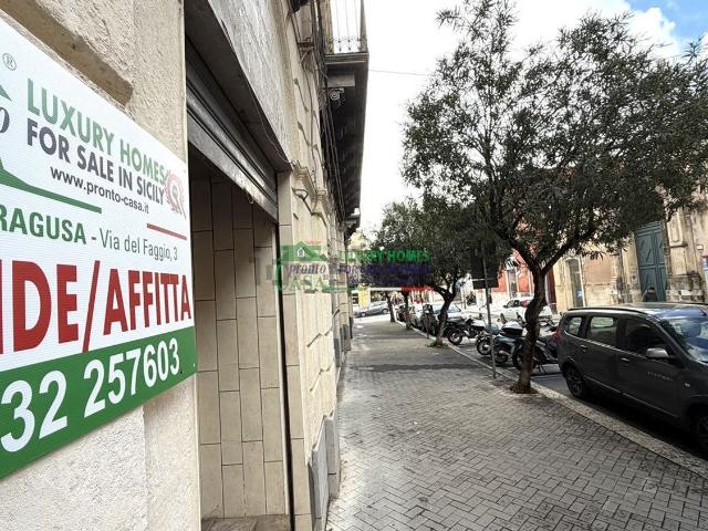 Locale Commerciale in affitto a Ragusa Ibla, Ragusa