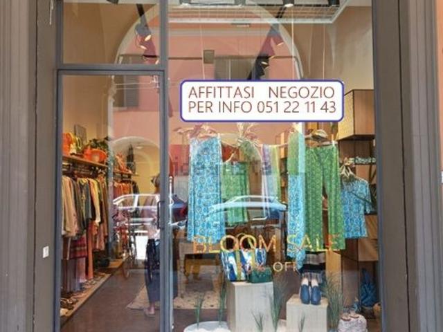 Locale Commerciale in affitto a Porto-Saragozza, Bologna
