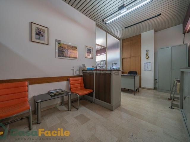 Locale Commerciale in affitto a Unione dei comuni Valle del Savio, Cesenà