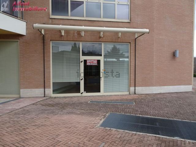 Locale Commerciale in affitto a Casamicciola, Bibbiena
