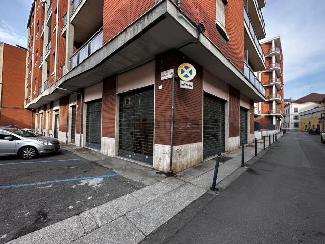Locale Commerciale in affitto a Piemonte, Alessandria