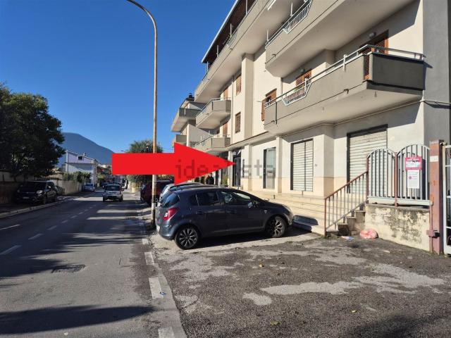 Locale Commerciale in affitto a Croce Malloni, Nocera Superiore