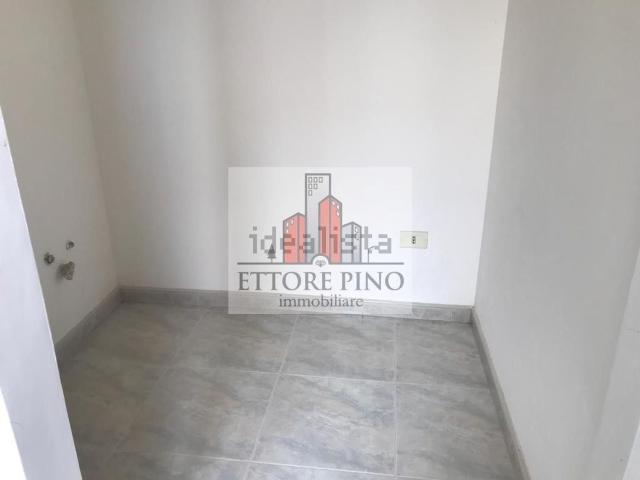 Locale Commerciale in affitto a Montegrappa, Puglia