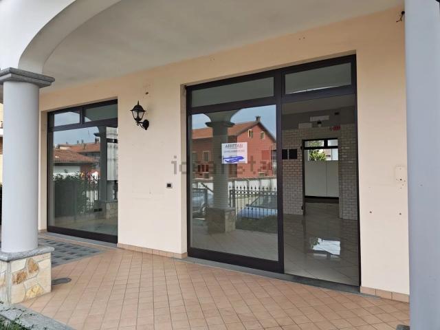 Locale Commerciale in affitto a Piemonte, Torino