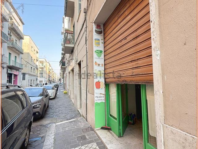 Locale Commerciale in affitto a Formia, Lazio