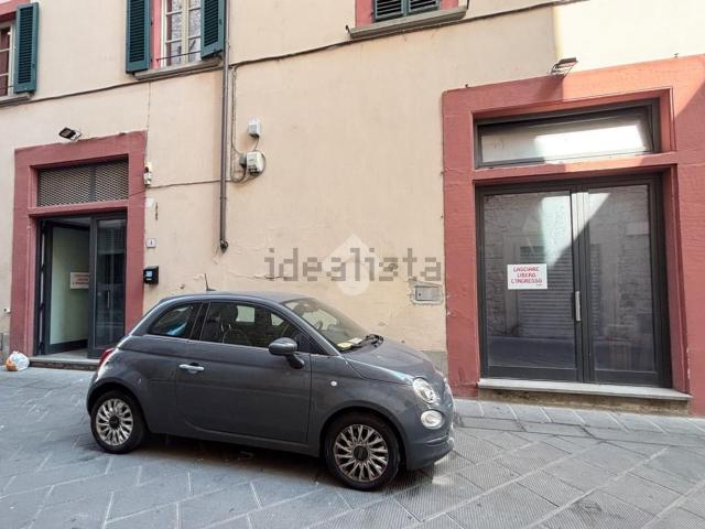 Locale Commerciale in affitto a Prato, il Cantiere