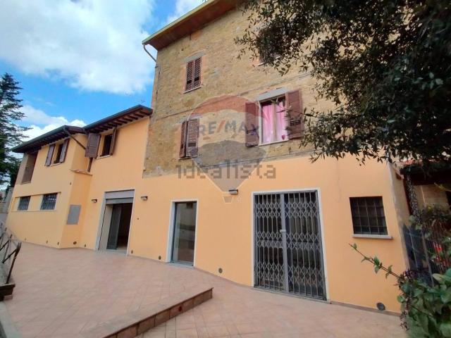 Locale Commerciale in affitto a Cenerente, Umbria