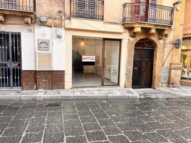 Locale Commerciale in affitto a Rabat, Sciacca