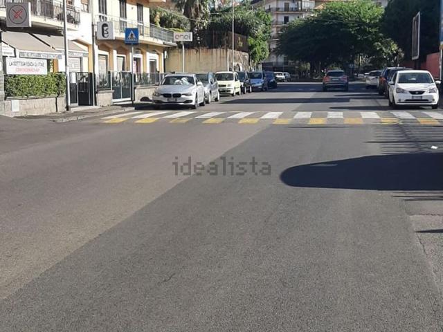 Locale Commerciale in affitto a Sciarelle, Acireale