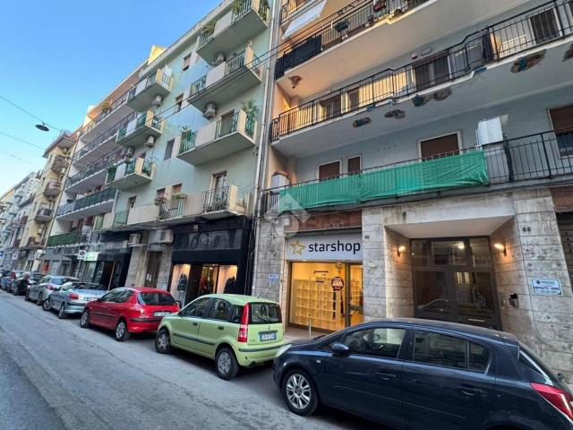 Locale Commerciale in affitto a Municipio 2, Puglia