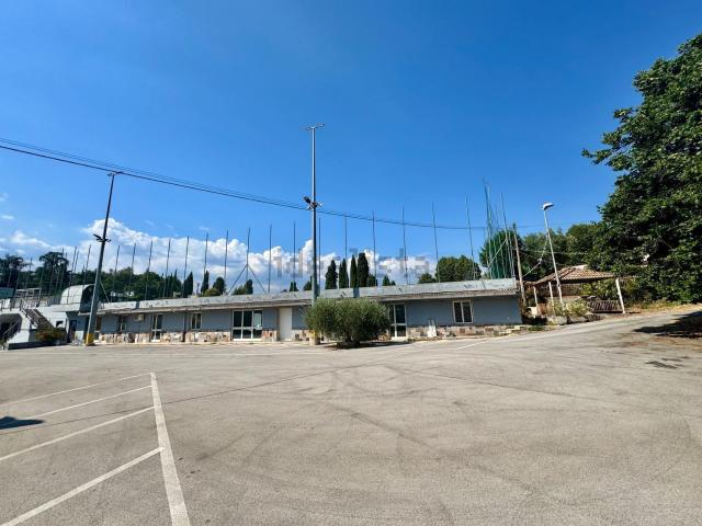 Locale Commerciale in affitto a Ceccano, Lazio