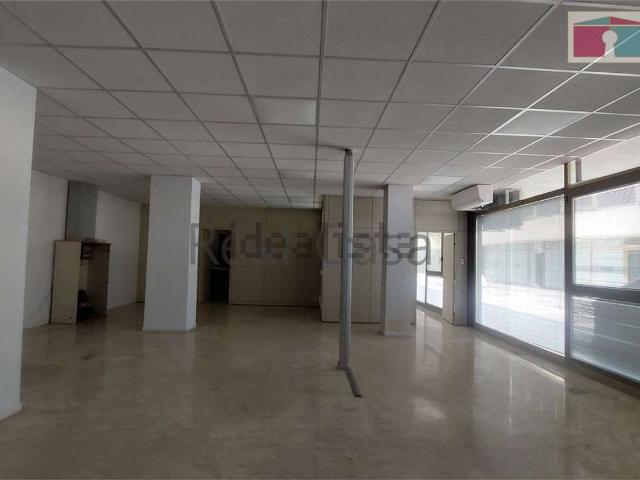 Locale Commerciale in affitto a San Faustino-Madonnina-Quattroville, Modena