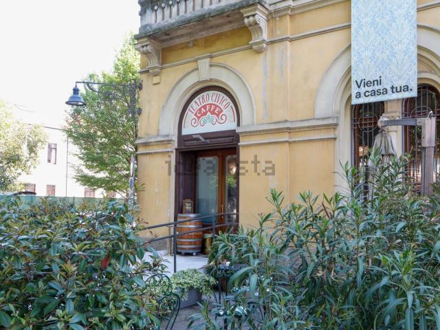 Locale Commerciale in affitto a Schio, Veneto