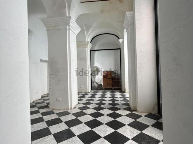 Locale Commerciale in affitto a Sampierdicanne, Chiavari