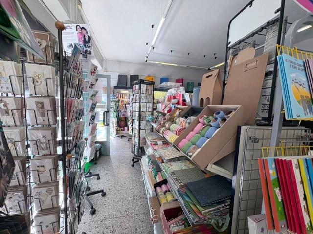 Locale Commerciale in affitto a Saint Vincent, Aosta