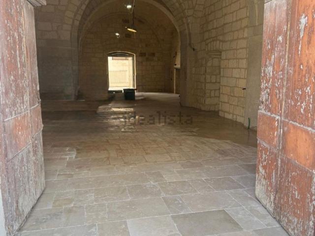 Locale Commerciale in affitto a San Valentino, Puglia