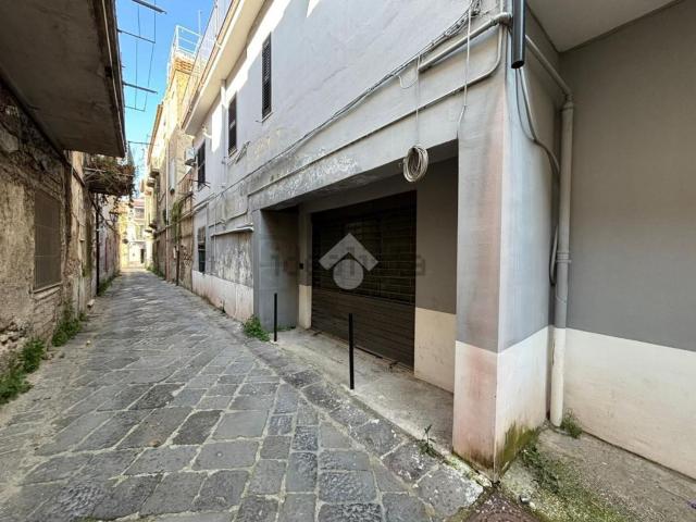 Locale Commerciale in affitto a Pagani di Marcianise, Marcianise