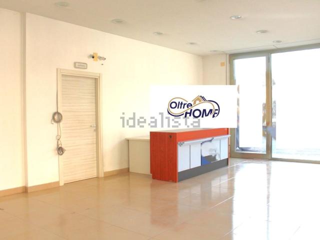Locale Commerciale in affitto a Mascali, Sicilia