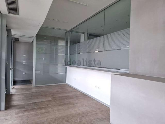 Locale Commerciale in affitto a San Zeno, Treviso