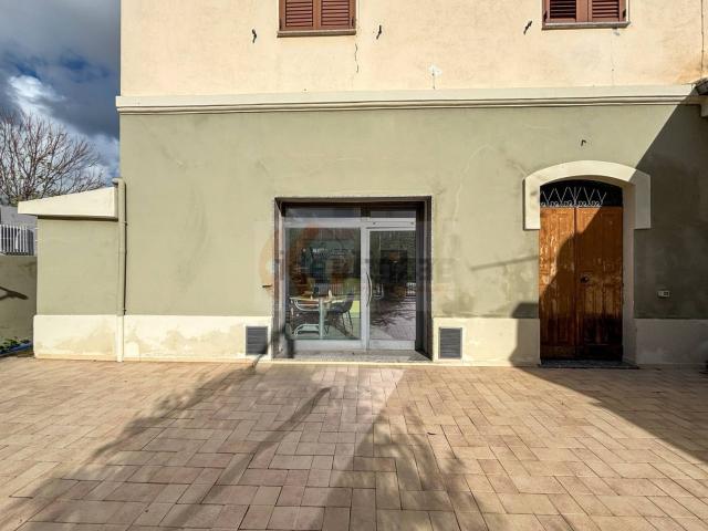 Locale Commerciale in affitto a Sacro Cuore, Cala Di Volpe