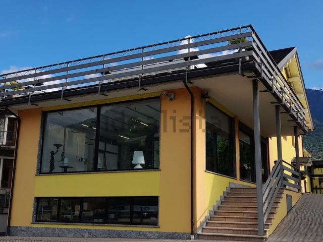 Locale Commerciale in affitto a Piateda, Lombardia