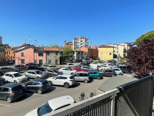 Locale Commerciale in affitto a San Giovanni, Rimini