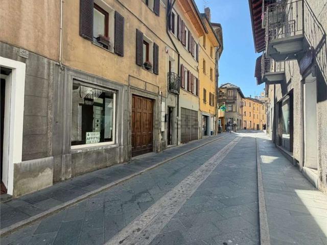 Locale Commerciale in affitto a Conoz, Chatillon