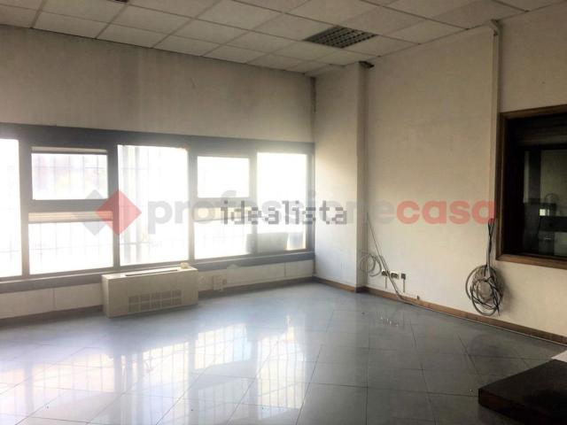 Locale Commerciale in affitto a San Leo, Palazzo Del Pero