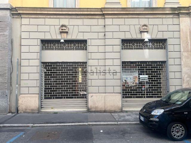 Locale Commerciale in affitto a Biumo Superiore, Varese