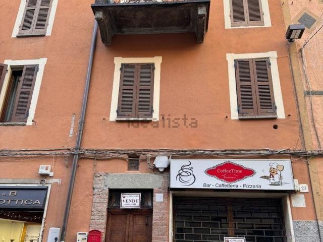 Locale Commerciale in affitto a Marsciano, Umbria
