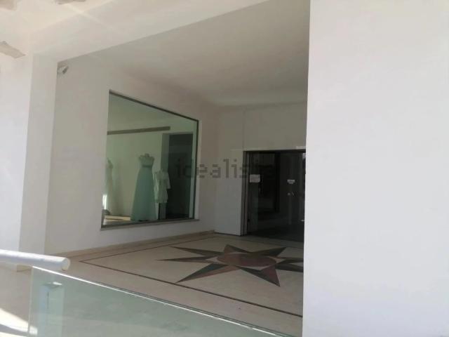 Locale Commerciale in affitto a Balestrate, Sicilia