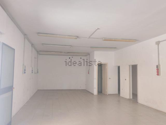 Locale Commerciale in affitto a San Donato, Pescara